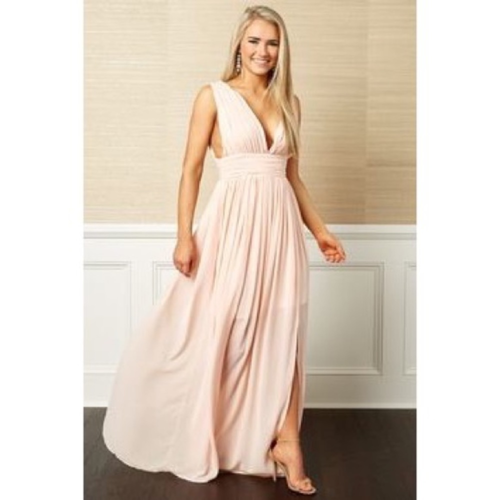 NWT! Blush Pink Maxi Dress | Red Dress Boutique - Size Medium